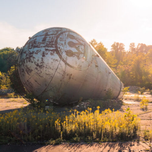 photo of the Westinghouse atom smasher in a field